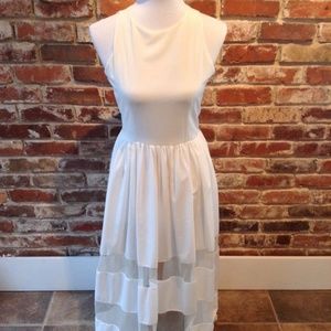 Unbranded White Dress (Pre-owned, Size S)